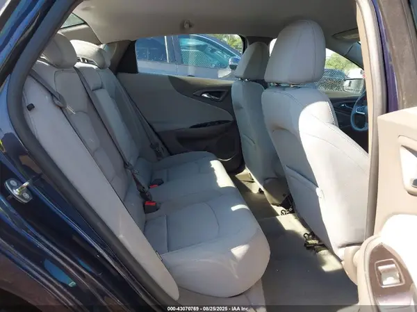 1G1ZB5ST5HF241544 2017 CHEVROLET MALIBU - Image 8