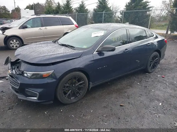 1G1ZB5ST5HF246520 2017 CHEVROLET MALIBU - Image 2