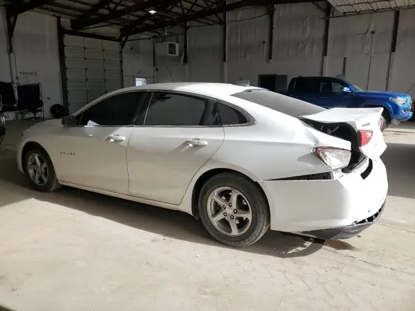 1G1ZB5ST5HF265780 2017 CHEVROLET MALIBU - Image 2