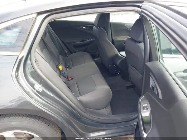 1G1ZB5ST5HF278867 2017 CHEVROLET MALIBU - Image 8