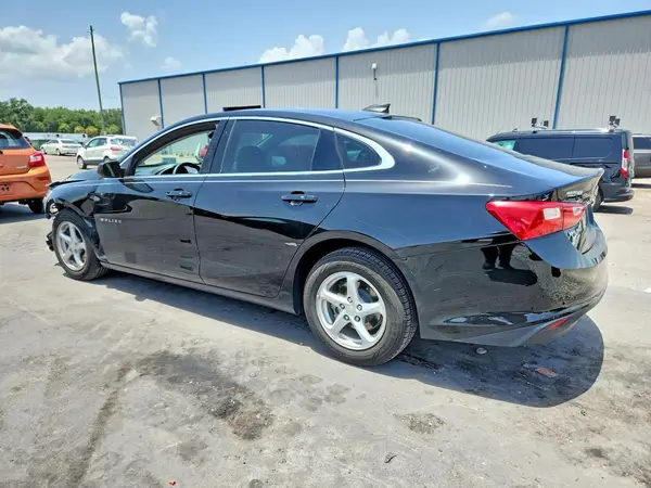 1G1ZB5ST5HF282188 2017 CHEVROLET MALIBU - Image 2