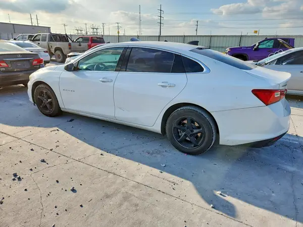 1G1ZB5ST5HF282465 2017 CHEVROLET MALIBU - Image 2