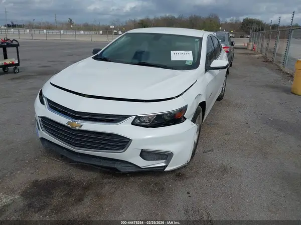 1G1ZB5ST5JF204631 2018 CHEVROLET MALIBU - Image 2