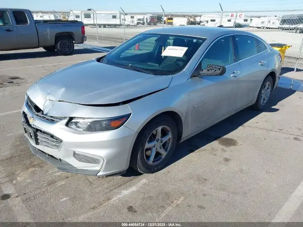 1G1ZB5ST5JF256003 2018 CHEVROLET MALIBU - Image 2