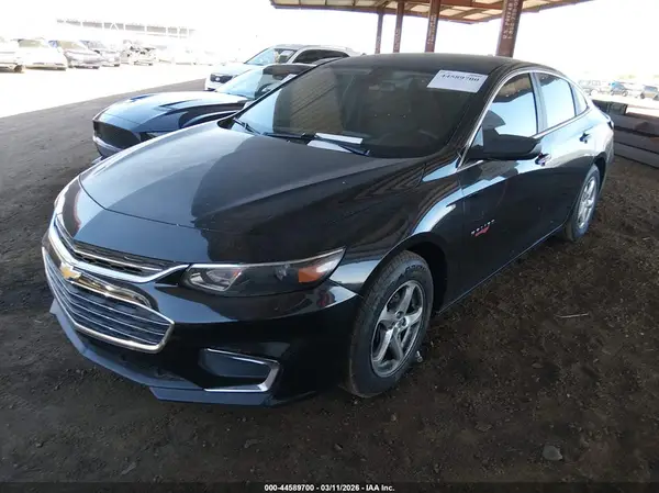 1G1ZB5ST5JF285422 2018 CHEVROLET MALIBU - Image 2