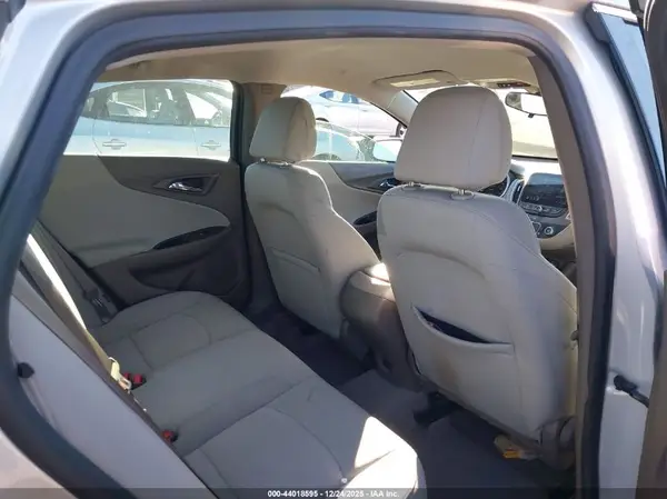 1G1ZB5ST5KF117720 2019 CHEVROLET MALIBU - Image 8