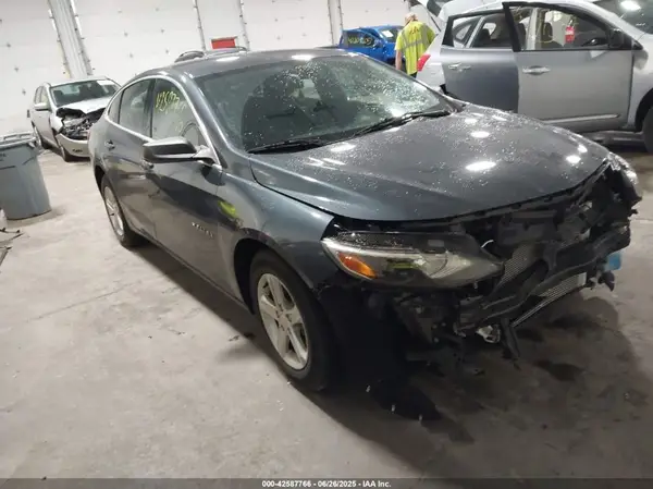 1G1ZB5ST5KF145579 2019 CHEVROLET MALIBU - Image 1