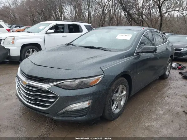 1G1ZB5ST5KF159028 2019 CHEVROLET MALIBU - Image 2