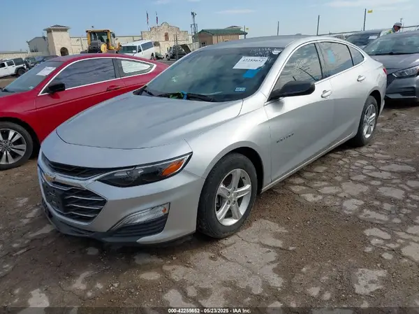 1G1ZB5ST5KF199366 2019 CHEVROLET MALIBU - Image 2