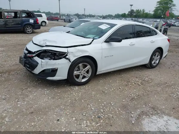 1G1ZB5ST5LF087359 2020 CHEVROLET MALIBU - Image 2