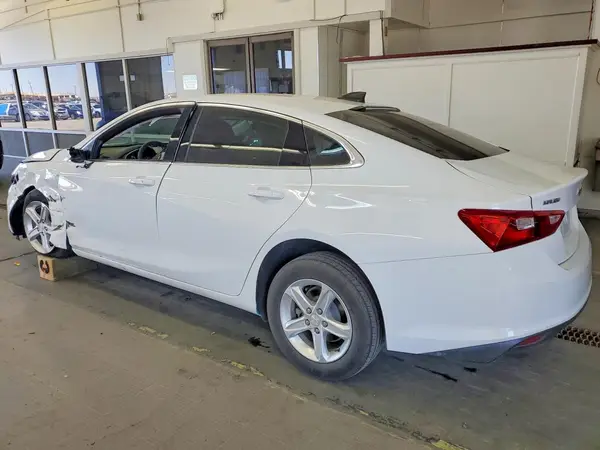 1G1ZB5ST5LF120957 2020 CHEVROLET MALIBU - Image 2