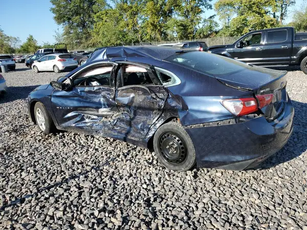 1G1ZB5ST6HF105374 2017 CHEVROLET MALIBU - Image 2
