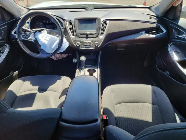 1G1ZB5ST6HF125947 2017 CHEVROLET MALIBU - Image 8