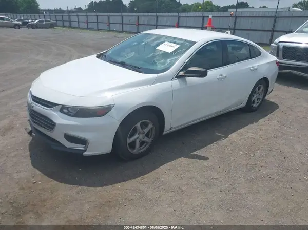 1G1ZB5ST6HF130842 2017 CHEVROLET MALIBU - Image 2