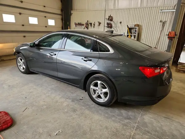 1G1ZB5ST6HF131084 2017 CHEVROLET MALIBU - Image 2