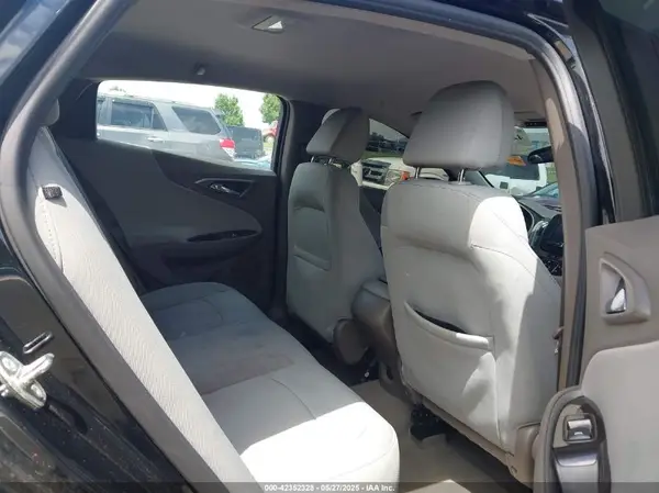1G1ZB5ST6HF145745 2017 CHEVROLET MALIBU - Image 8