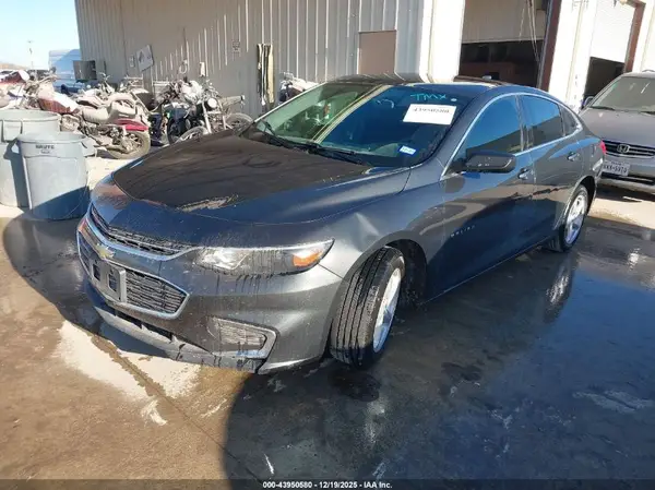 1G1ZB5ST6HF163100 2017 CHEVROLET MALIBU - Image 2