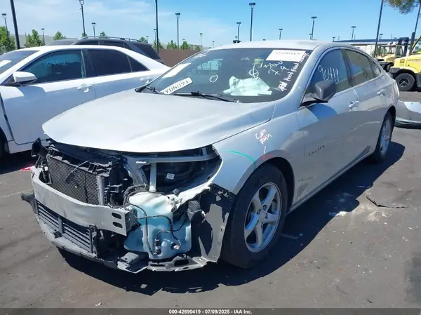 1G1ZB5ST6HF166093 2017 CHEVROLET MALIBU - Image 2