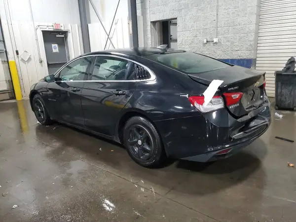 1G1ZB5ST6HF174520 2017 CHEVROLET MALIBU - Image 2