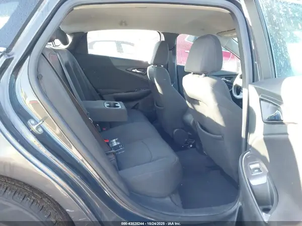 1G1ZB5ST6HF225983 2017 CHEVROLET MALIBU - Image 8