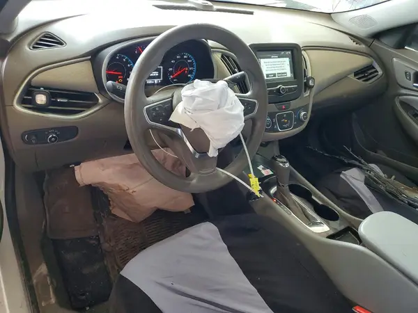 1G1ZB5ST6HF287948 2017 CHEVROLET MALIBU - Image 8
