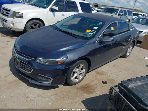 1G1ZB5ST6JF104795 2018 CHEVROLET MALIBU - Image 2