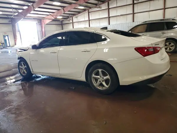 1G1ZB5ST6JF227559 2018 CHEVROLET MALIBU - Image 2
