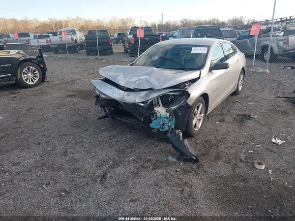 1G1ZB5ST6KF185556 2019 CHEVROLET MALIBU - Image 2