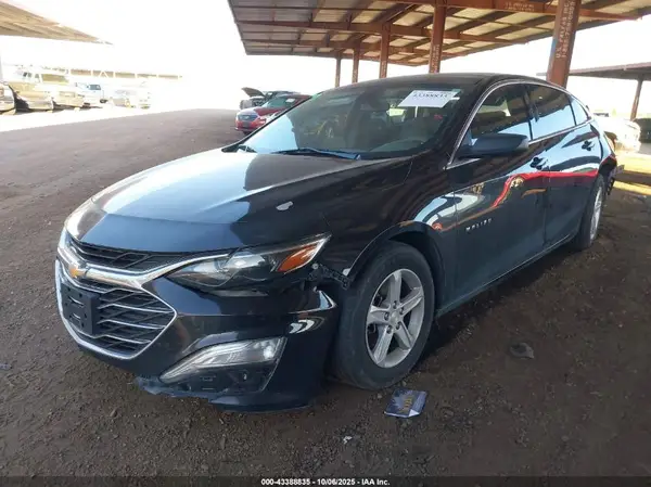 1G1ZB5ST6KF220385 2019 CHEVROLET MALIBU - Image 2