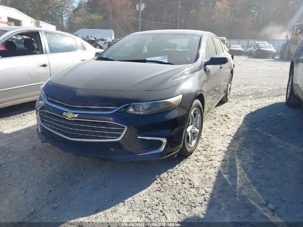 1G1ZB5ST7HF104461 2017 CHEVROLET MALIBU - Image 2