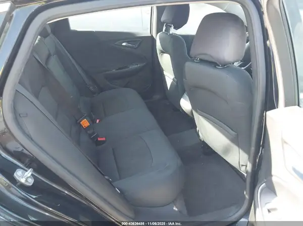 1G1ZB5ST7HF104461 2017 CHEVROLET MALIBU - Image 8
