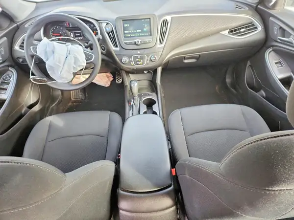 1G1ZB5ST7HF106601 2017 CHEVROLET MALIBU - Image 8