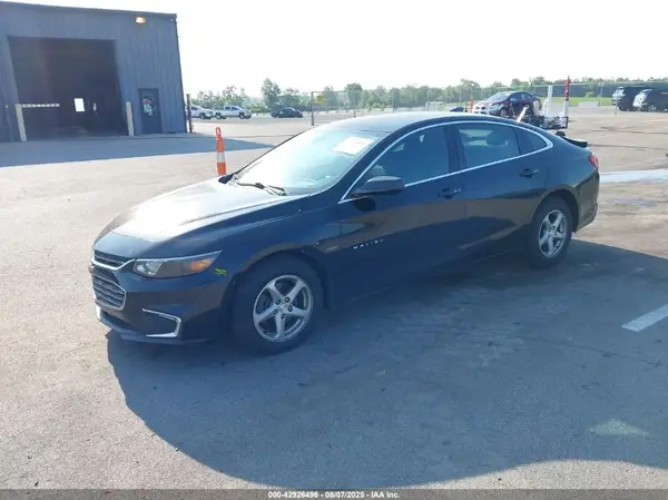 1G1ZB5ST7HF118358 2017 CHEVROLET MALIBU - Image 2