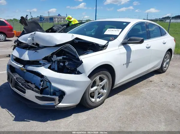 1G1ZB5ST7HF122314 2017 CHEVROLET MALIBU - Image 2