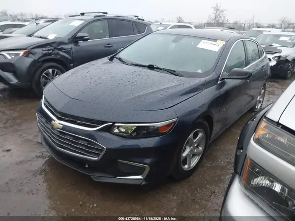1G1ZB5ST7HF123060 2017 CHEVROLET MALIBU - Image 2