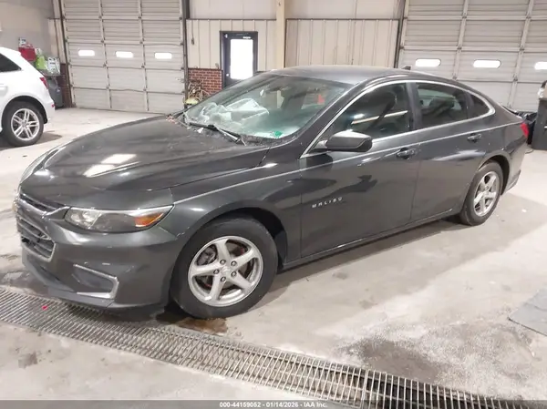1G1ZB5ST7HF123673 2017 CHEVROLET MALIBU - Image 2