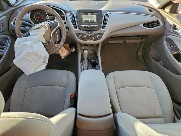 1G1ZB5ST7HF125262 2017 CHEVROLET MALIBU - Image 8
