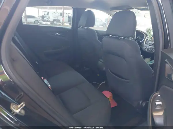 1G1ZB5ST7HF158097 2017 CHEVROLET MALIBU - Image 8