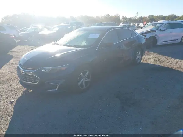 1G1ZB5ST7HF167110 2017 CHEVROLET MALIBU - Image 2