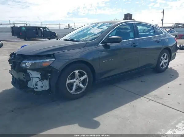 1G1ZB5ST7HF189575 2017 CHEVROLET MALIBU - Image 2