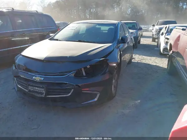 1G1ZB5ST7HF195389 2017 CHEVROLET MALIBU - Image 2