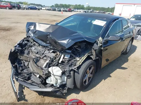 1G1ZB5ST7HF197126 2017 CHEVROLET MALIBU - Image 2