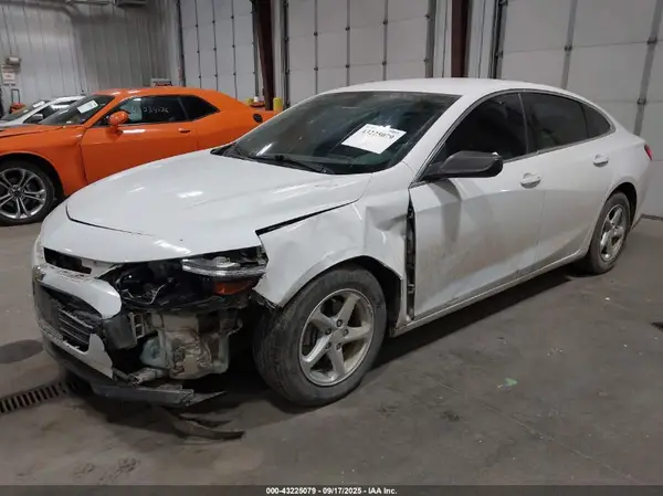 1G1ZB5ST7HF201109 2017 CHEVROLET MALIBU - Image 2