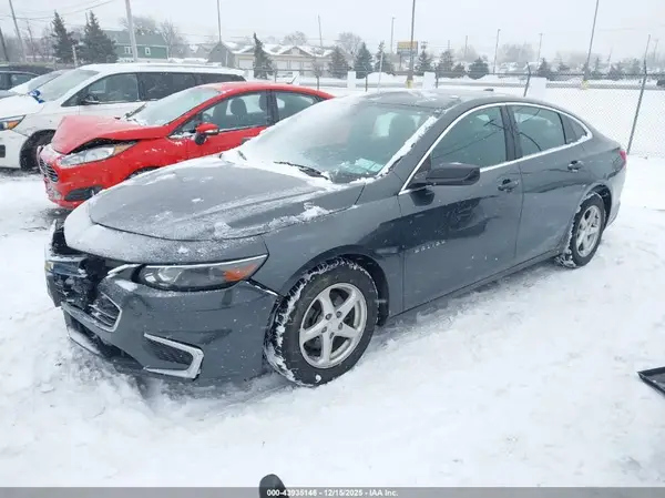 1G1ZB5ST7HF203474 2017 CHEVROLET MALIBU - Image 2