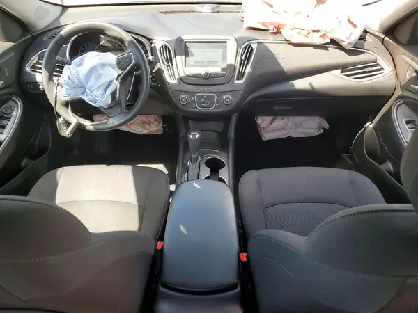 1G1ZB5ST7HF269006 2017 CHEVROLET MALIBU - Image 8