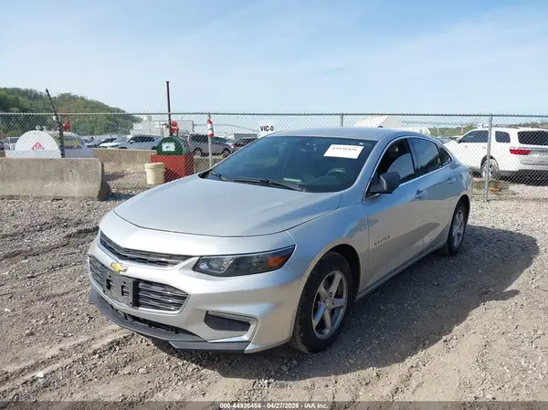 1G1ZB5ST7HF285948 2017 CHEVROLET MALIBU - Image 2