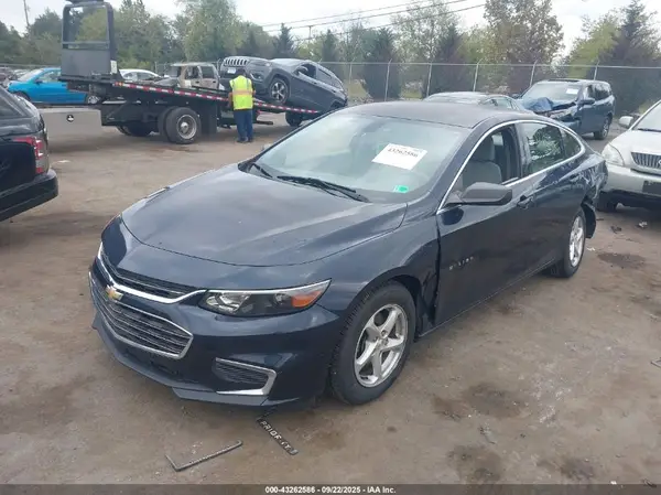 1G1ZB5ST7JF131858 2018 CHEVROLET MALIBU - Image 2