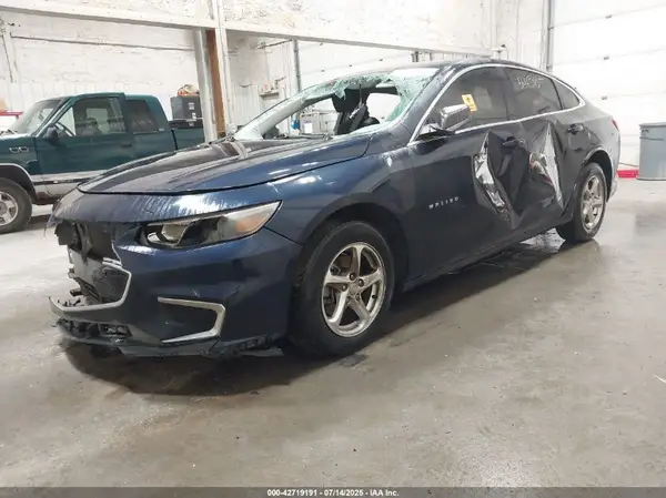 1G1ZB5ST7JF210107 2018 CHEVROLET MALIBU - Image 2