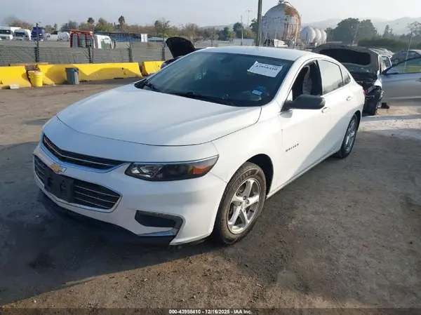 1G1ZB5ST7JF227943 2018 CHEVROLET MALIBU - Image 2