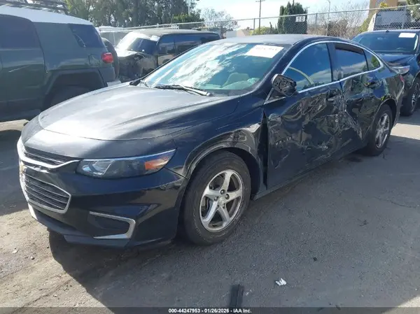1G1ZB5ST7JF231510 2018 CHEVROLET MALIBU - Image 2